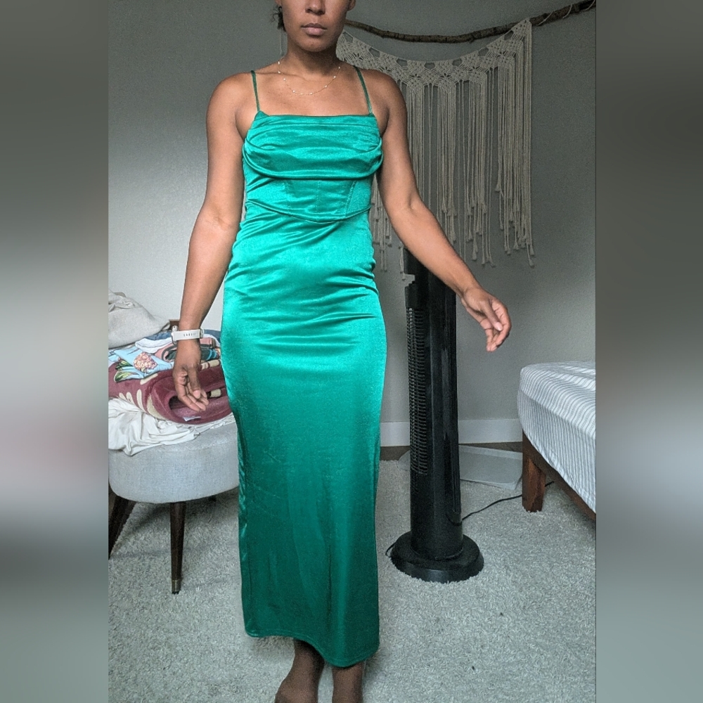 Asos Green Maxi Dress - Picture 6 of 6